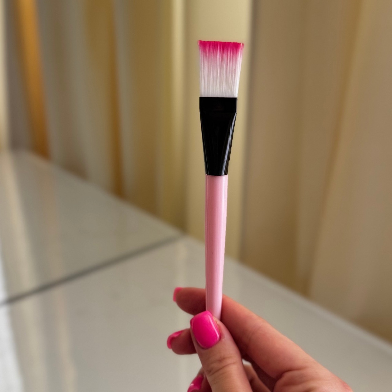 Фото - Пензлик для нанесення масок#3