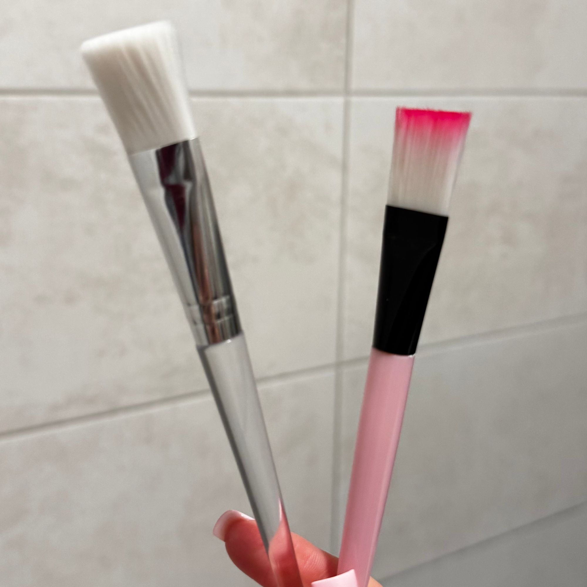 Фото - Пензлик для нанесення масок#1